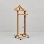 491630 Valet stand